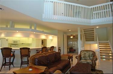 VILLAS AT BAREFOOT BEACH